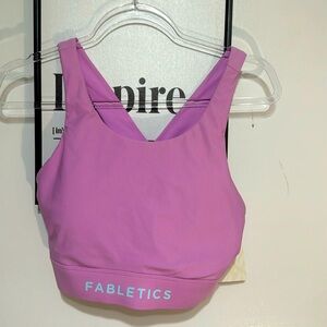 NWT no bounce sports bra